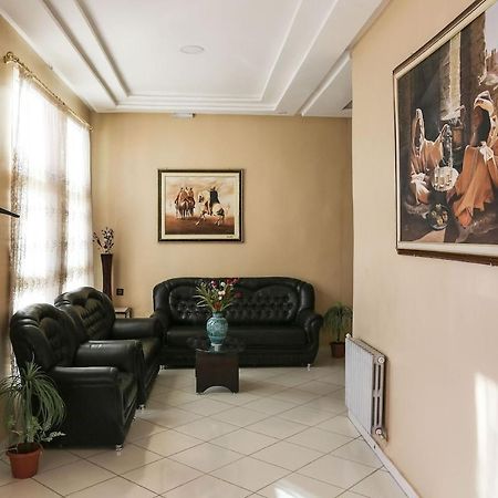 Hotel La Pomme Zaida Ngoại thất bức ảnh