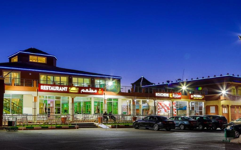 Hotel La Pomme Zaida Ngoại thất bức ảnh