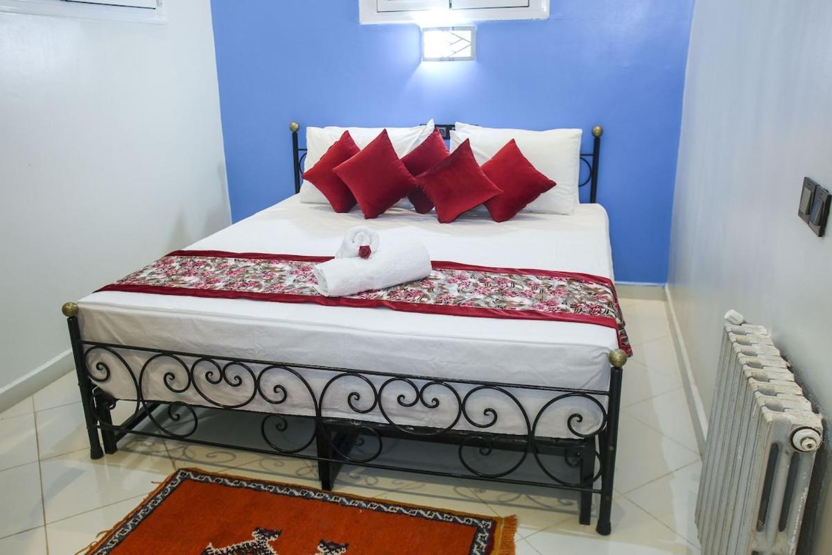 Hotel La Pomme Zaida Ngoại thất bức ảnh