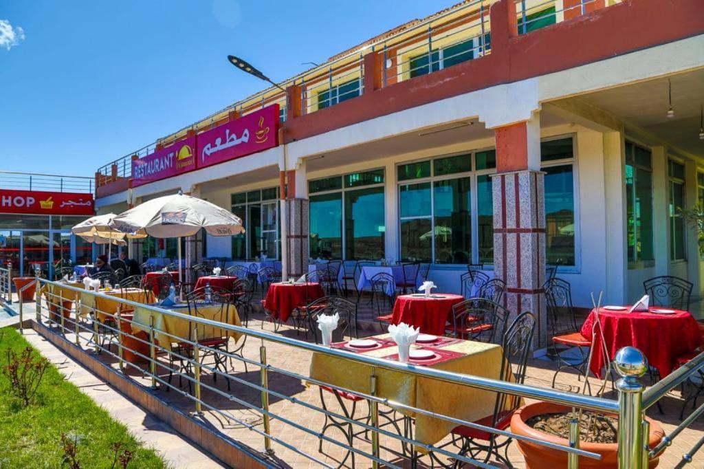 Hotel La Pomme Zaida Ngoại thất bức ảnh