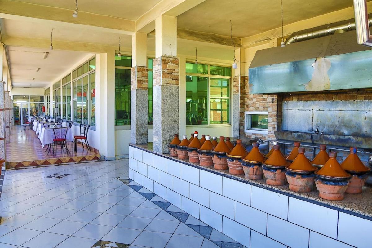Hotel La Pomme Zaida Ngoại thất bức ảnh